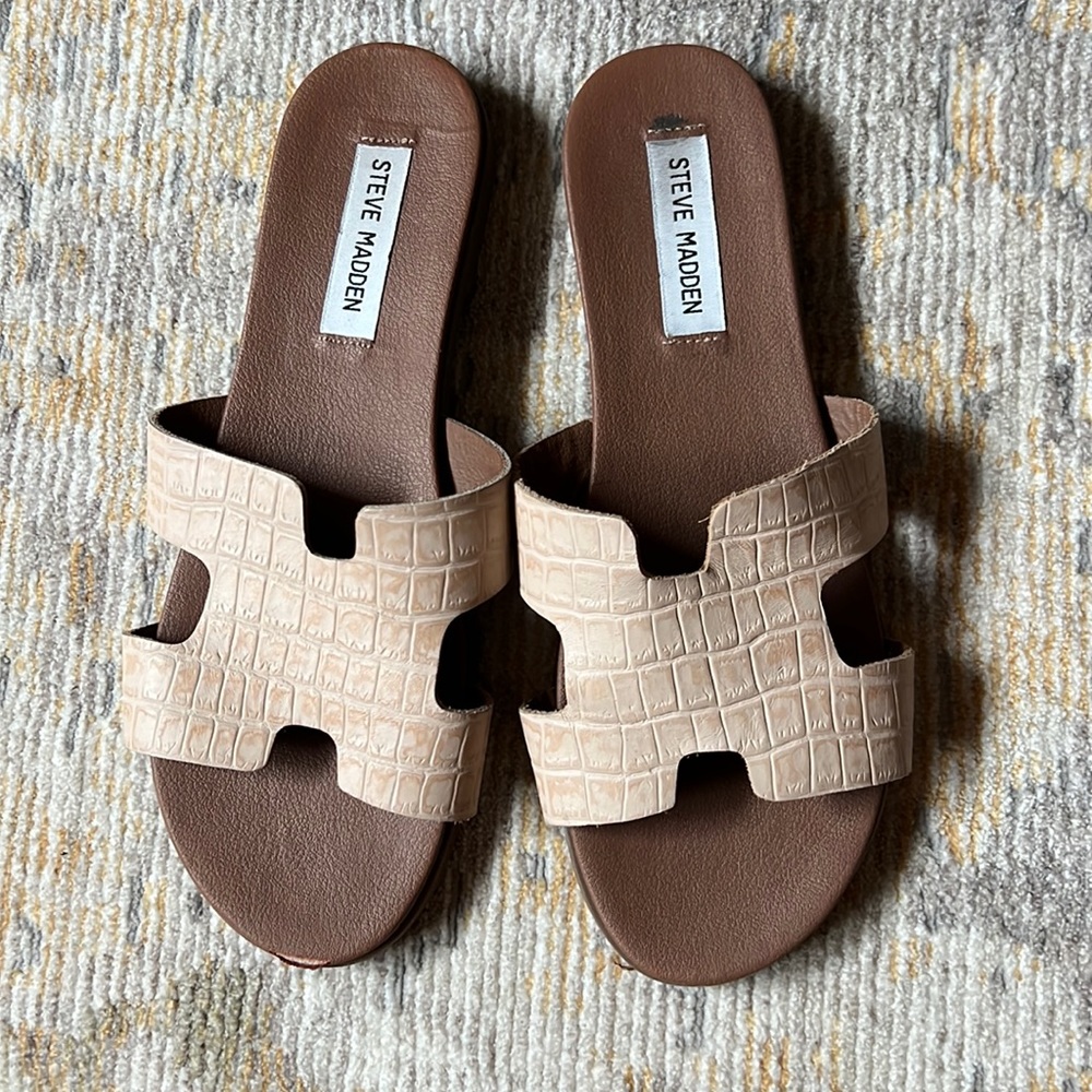 Steve Madden Sandal